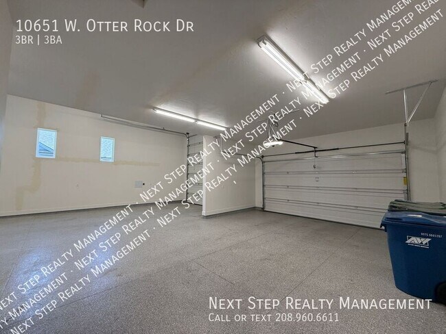 Building Photo - 10651 W Otter Rock Dr