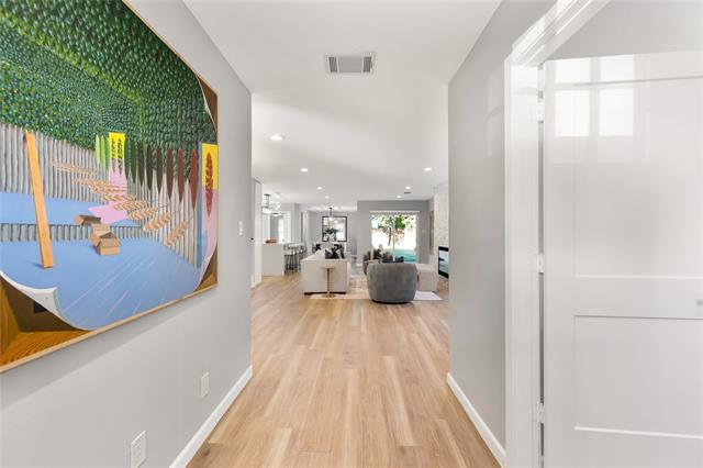 Building Photo - 2728 Livingston Ave