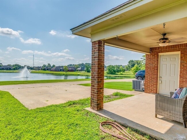 Building Photo - 1261 Westfield Ln