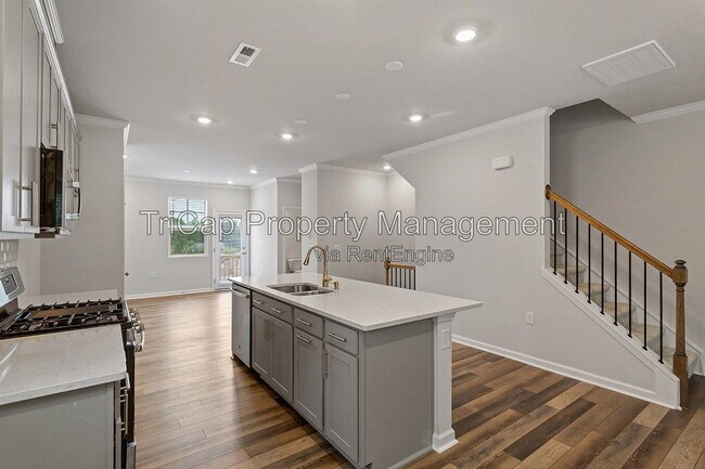 Building Photo - 1713 Chirping Trl