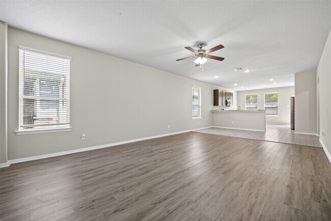 Building Photo - 25937 Northpark Birch Dr