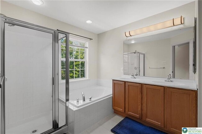 Building Photo - 4542 Jasmine Dr