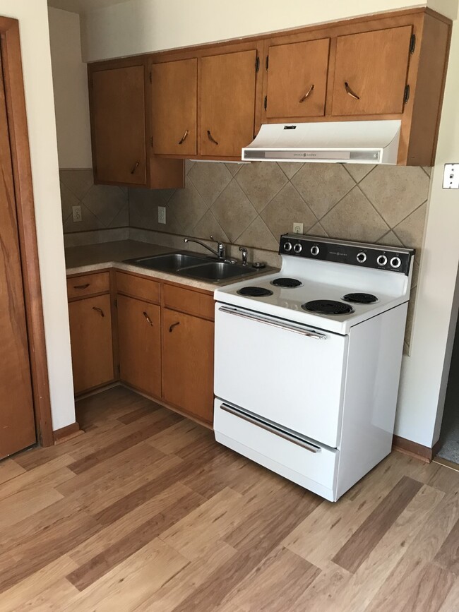 Kitchen - 2998 Dutch Hollow Rd