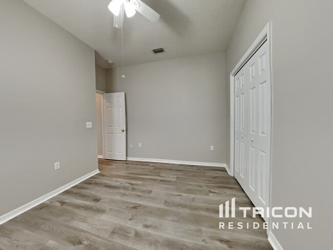 Building Photo - 4330 Marchmont Blvd