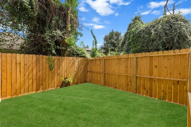 Building Photo - 6812 Tuskegee St