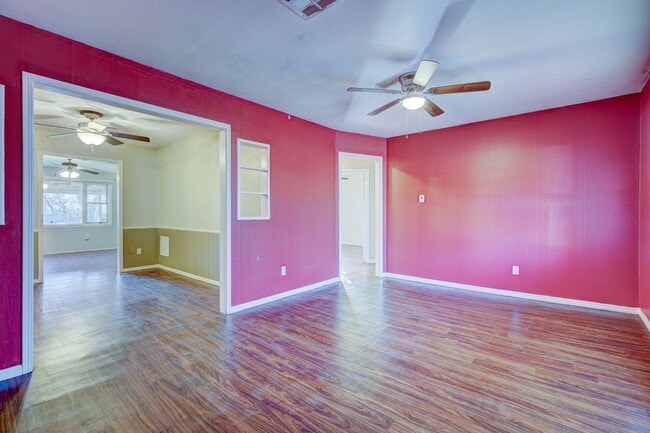 Building Photo - Stylish Home with Covered Deck & Easy I-44...