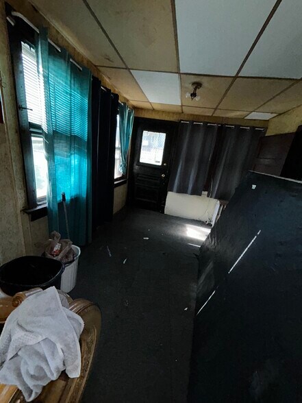 Building Photo - 5417 Ruskin Ave