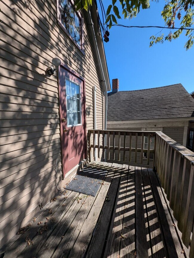 Building Photo - 144-146 Elliot St