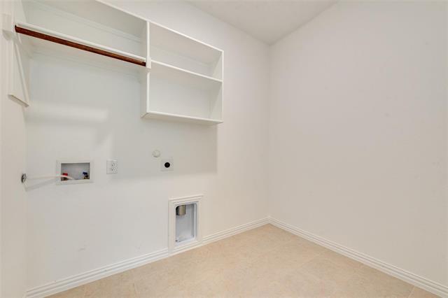Building Photo - 6915 Barnes Dr