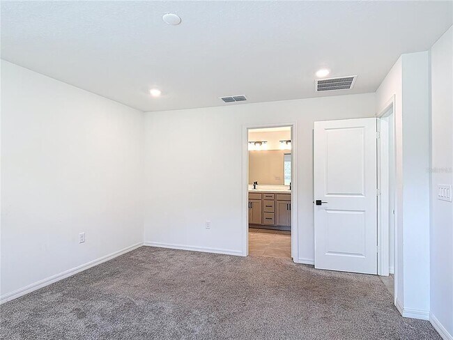 Building Photo - 2836 Sanctuary Dr