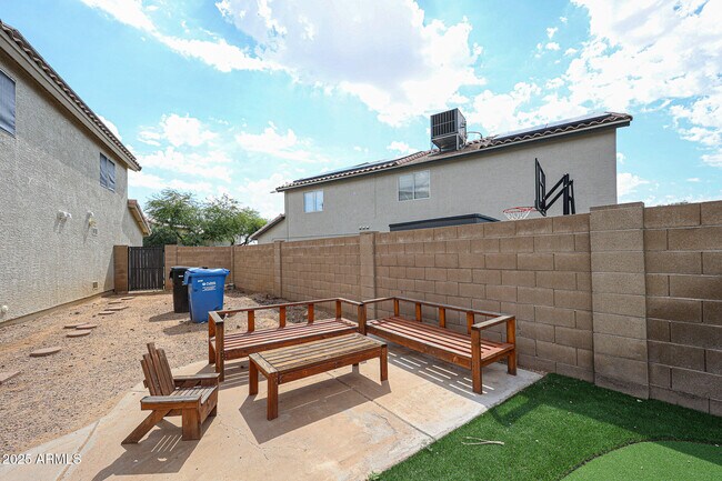 Building Photo - 3902 E Rosemonte Dr