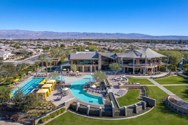 Building Photo - 82668 Rosewood Dr