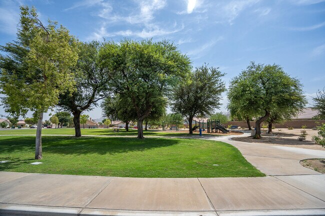Building Photo - 45150 Birchcrest Cir