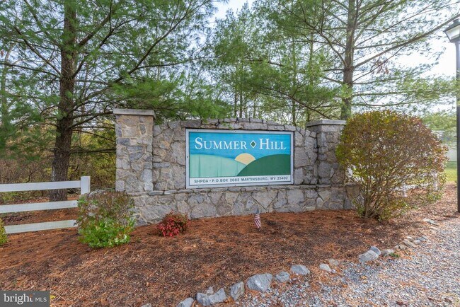 Building Photo - 202 N Teal Rd