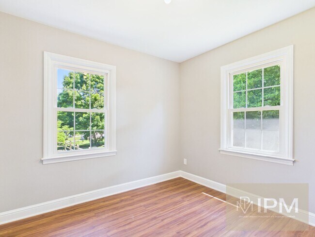 Building Photo - Country Comfort, Modern Living | 3 Bedroom, 1 Bath, Eastern York School District