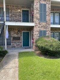 Building Photo - 1 bedroom in Groves TX 77619