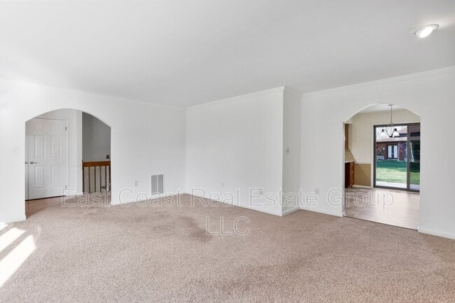 Building Photo - 16208 Woburn Rd