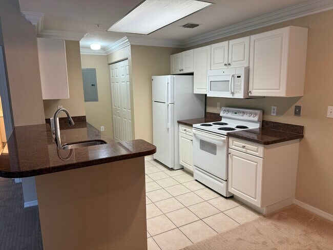 Building Photo - 2806 Veronia Dr