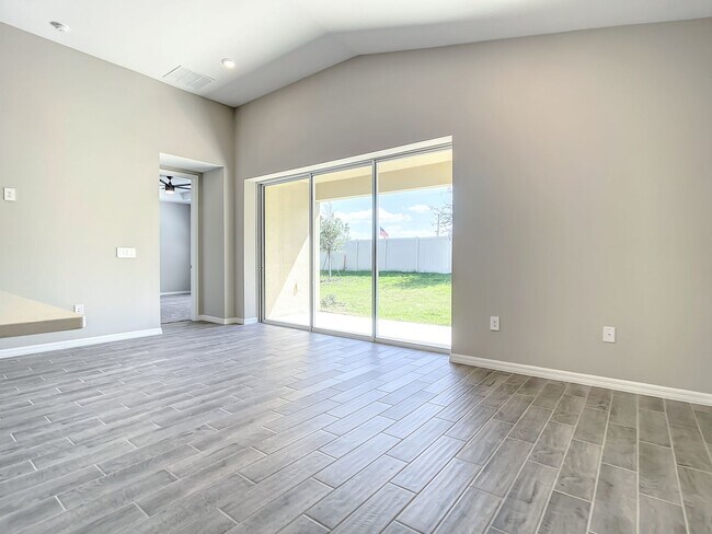 Building Photo - Crestview New Build Single Family Home