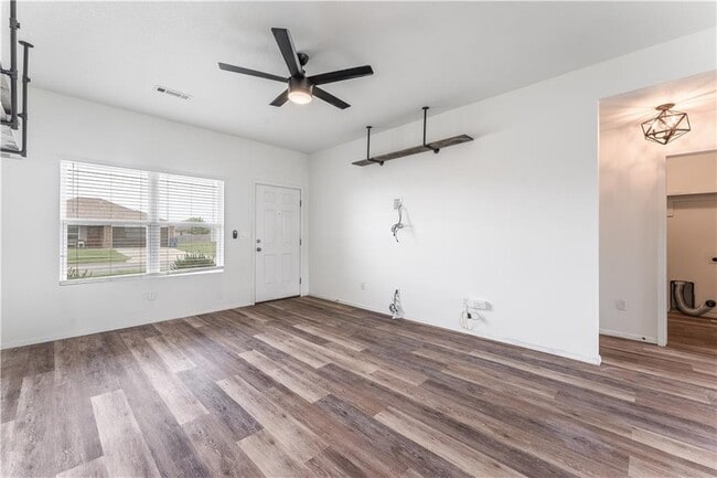 Building Photo - 808 NW 68th Ave