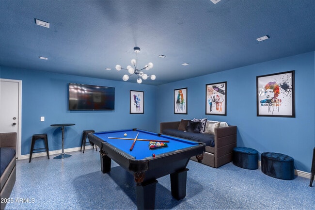 Building Photo - 6924 E Mariposa Dr