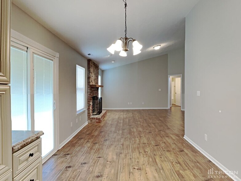 Building Photo - 2437 Wigeon Ct