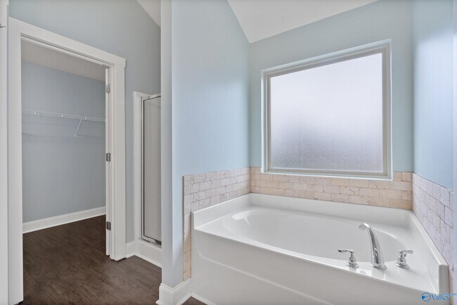 Building Photo - 7042 Camrose Ln NW