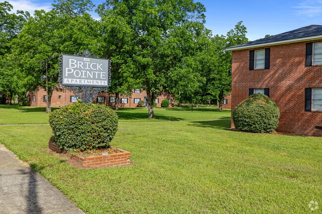 Brick Pointe Apartments - Signage - Brick Pointe