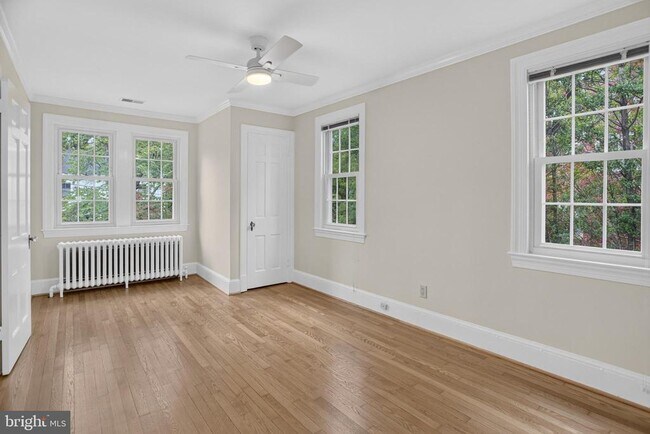 Building Photo - 4705 Hunt Ave