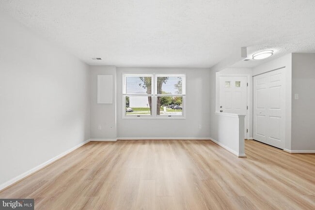 Building Photo - 6711 Kernel Ct