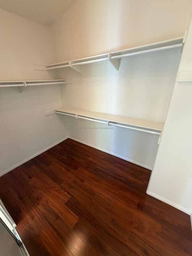 Building Photo - 5349 Forecastle Ct