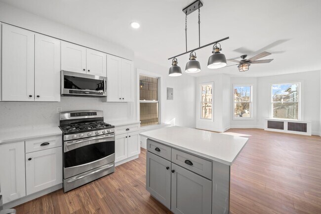 Building Photo - 36-38-38 Fulton St