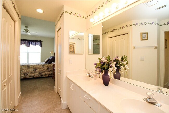 Building Photo - 317 Sunrise Cay