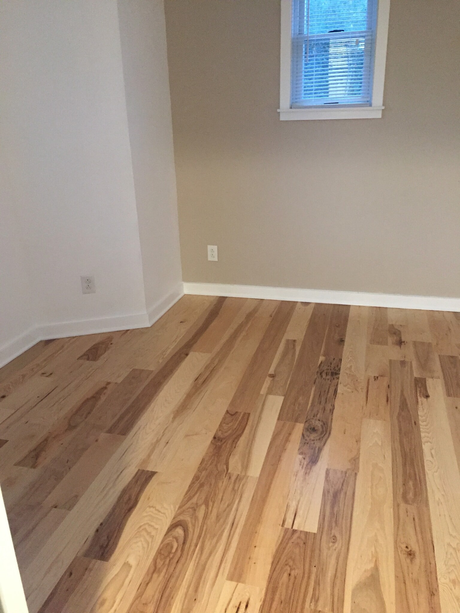upstairs bedroom - 921 Western Dr