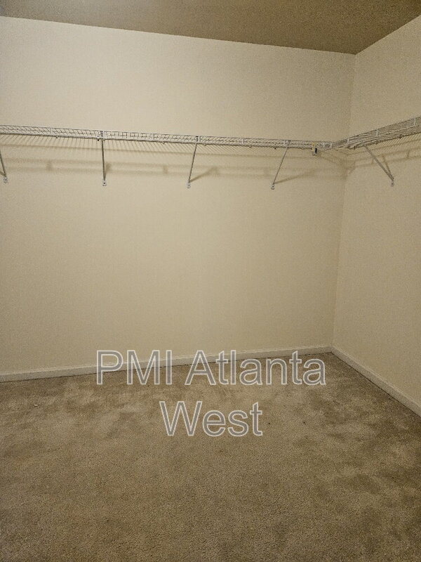 Building Photo - 2826 Austin Commons Dr