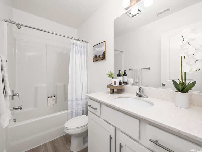 Building Photo - 1163 E 920 N