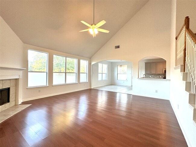 Building Photo - 46 S April Mist Cir