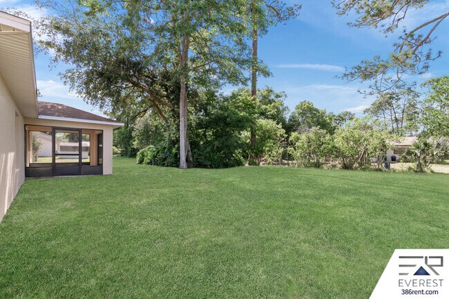 Building Photo - 15 Firtree Ln