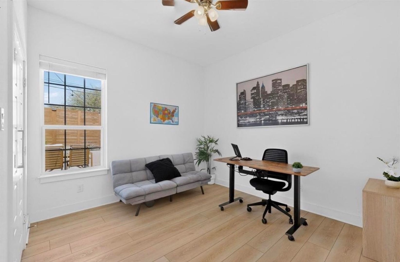 Building Photo - 3889 Sam Cir