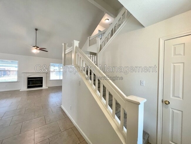 Building Photo - 5408 W Garland Ave