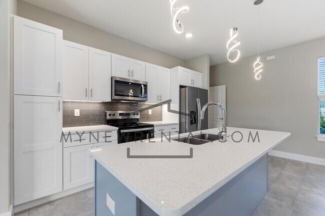 Building Photo - Deposit-Free! Get $1,000 OFF your first mo...