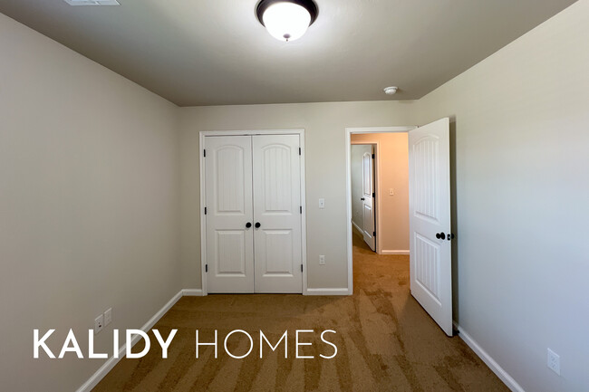 Building Photo - 4812 Crystal Hill Dr