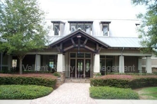 Building Photo - 608 Birchbark Trail