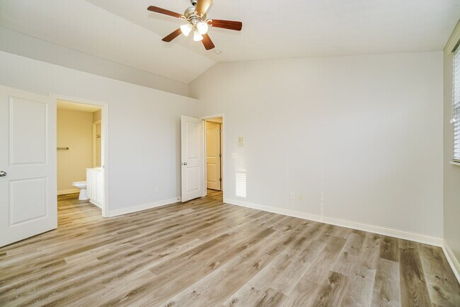 Building Photo - 608 Beckler Ln