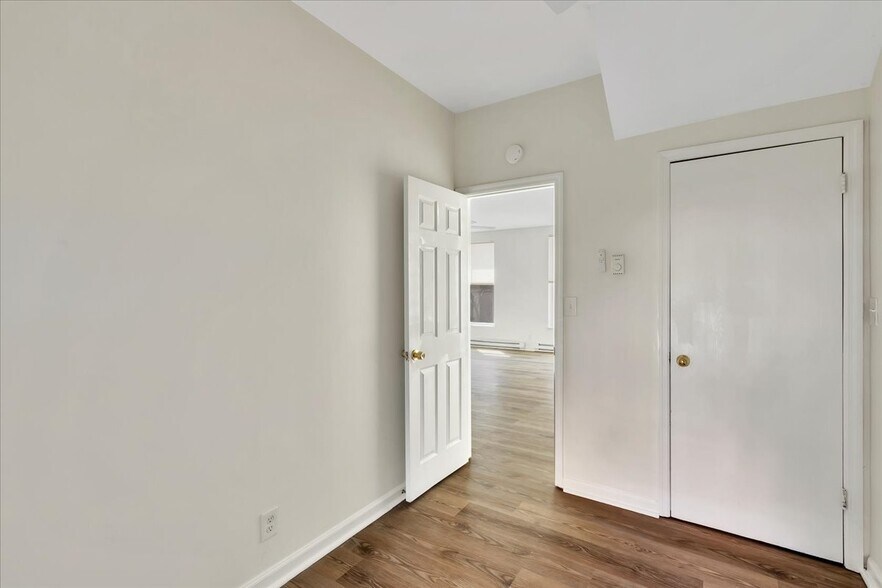 Building Photo - 149 Jay St