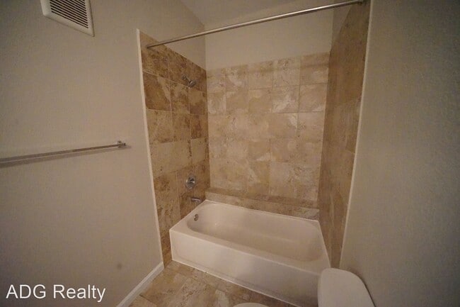 Building Photo - 2 br, 2 bath House - 9580 W Reno Ave #120 ...