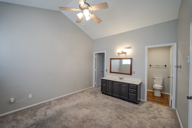 Building Photo - 13811 Turnberry Ln