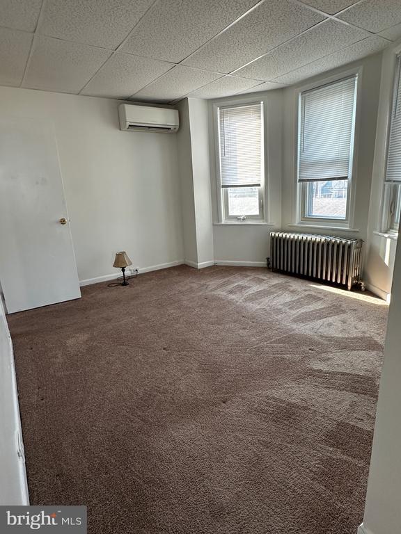 Building Photo - 206 Saude Ave