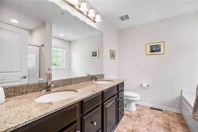 Building Photo - 242 Broadstone Dr