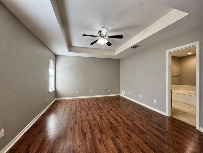 Building Photo - 11281 Grand Slam Dr